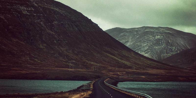 从绿幕到银幕:揭秘实拍与CGI无缝融合的影视后期核心技术