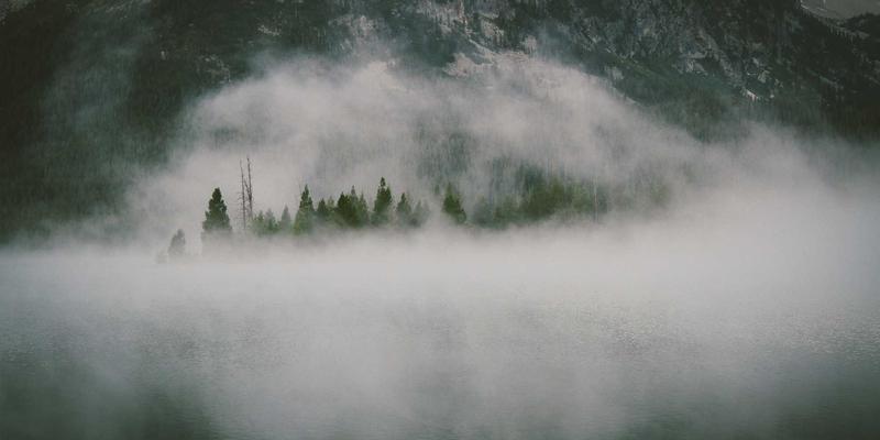 访谈视频制作进阶指南：从双机位布设到专业剪辑的全流程实战解析